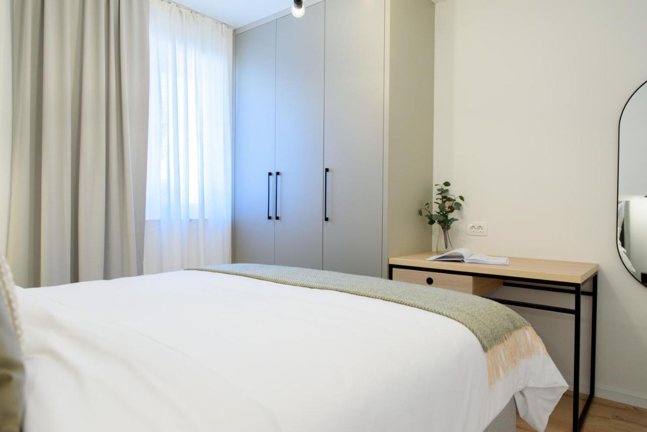 Stiva Apartment - New Apartment With Free Parking, 150M From The Beach Kaštela Exterior foto